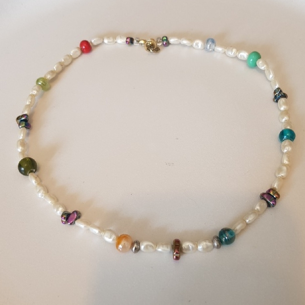 Patch & Roam Faux Seed Pearl Choker – Rainbow Hematite Boho Witchy Y2K Festival